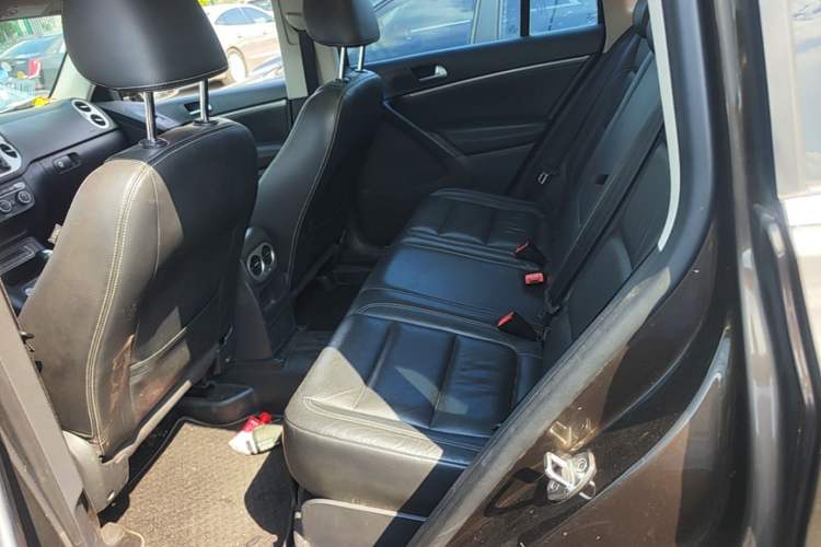 Used Volkswagen Tiguan 2016 300TSI Automatic Two-Wheel Drive Luxury Edition Left Rear Seat