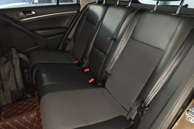 Used Volkswagen Tiguan 2016 300TSI Automatic All-Wheel Drive Fashion Vision Edition Left Rear Seat