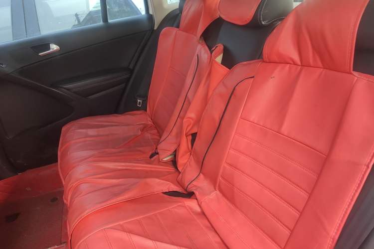 Used Volkswagen Tiguan 2016 280TSI Automatic Two-Wheel-Drive Silk Road Style Edition Left Rear Seat