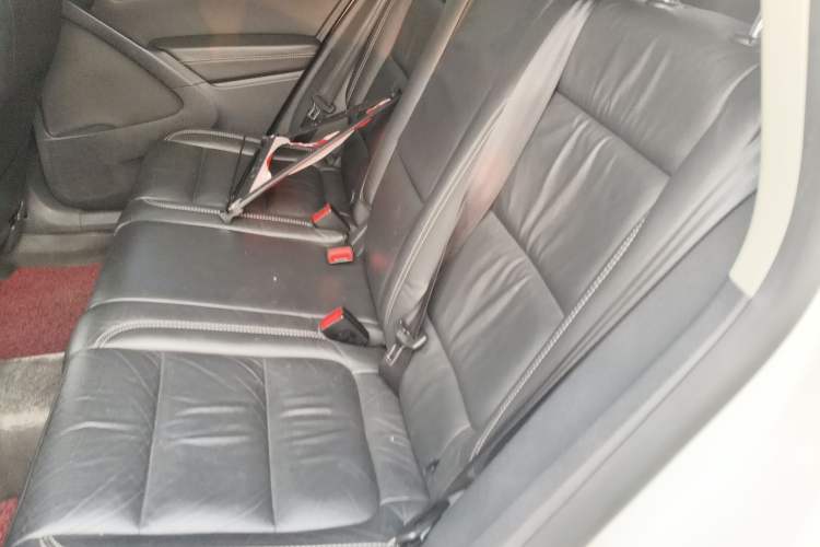 Used Volkswagen Tiguan 2016 300TSI Automatic Two-Wheel Drive Comfort Edition Left Rear Seat