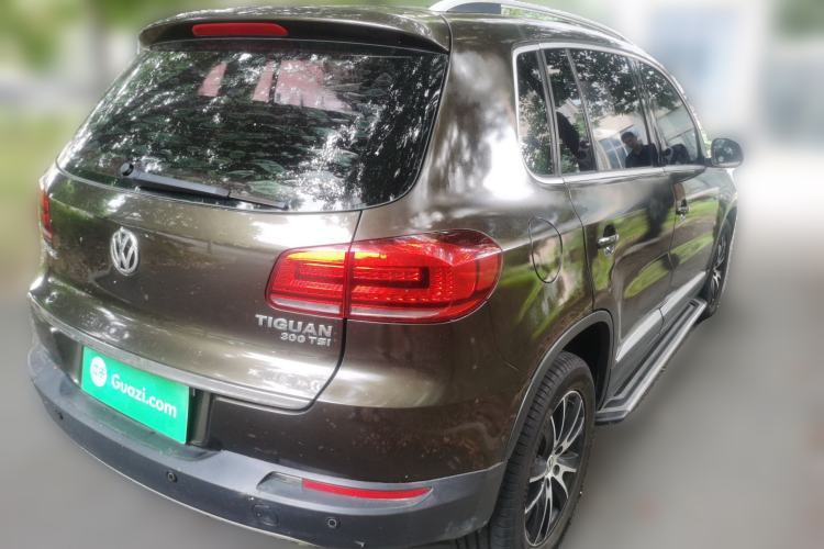Used Volkswagen Tiguan 2016 300TSI Automatic All-Wheel Drive Luxury Edition Rear Right 45 Deg