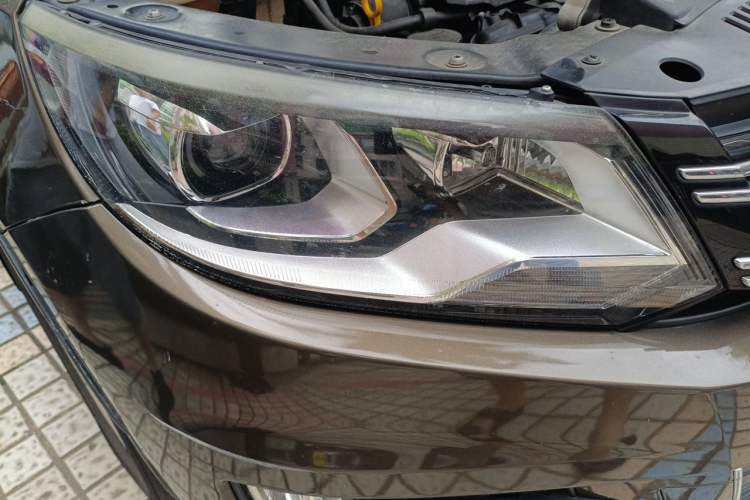 Used Volkswagen Tiguan 2016 300TSI Automatic Two-Wheel Drive Comfort Edition Right Front Headlight