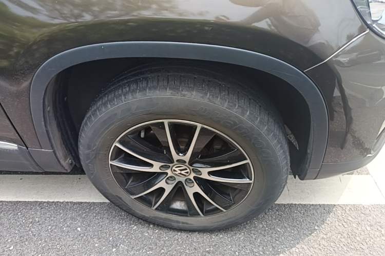 Used Volkswagen Tiguan 2016 300TSI Automatic Two-Wheel Drive Luxury Edition Right Front Wheel Hub