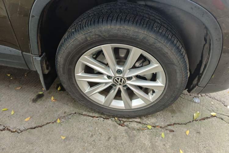 Used Volkswagen Tiguan 2016 300TSI Automatic Two-Wheel Drive Comfort Edition Right Front Wheel Hub