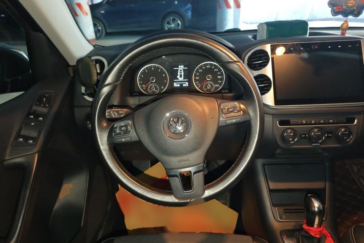 Used Volkswagen Tiguan 2016 300TSI Automatic All-Wheel Drive Fashion Vision Edition Steering Wheel
