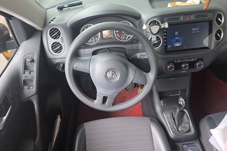 Used Volkswagen Tiguan 2016 280TSI Automatic Two-Wheel-Drive Silk Road Style Edition Steering Wheel
