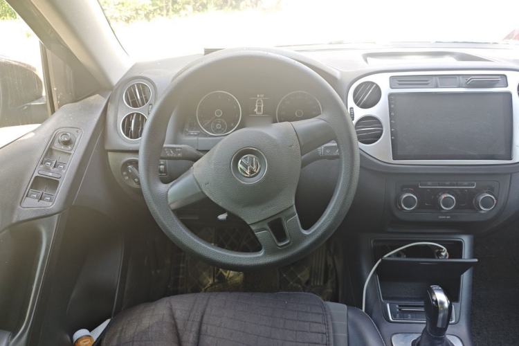 Used Volkswagen Tiguan 2016 280TSI Automatic Two-Wheel-Drive Silk Road Style Edition Steering Wheel