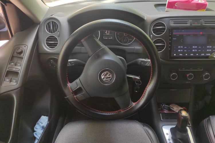 Used Volkswagen Tiguan 2016 280TSI Automatic Two-Wheel-Drive Silk Road Style Edition Steering Wheel