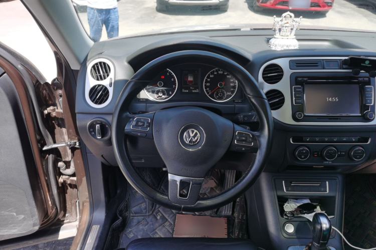 Used Volkswagen Tiguan 2016 300TSI Automatic All-Wheel Drive Luxury Edition Steering Wheel