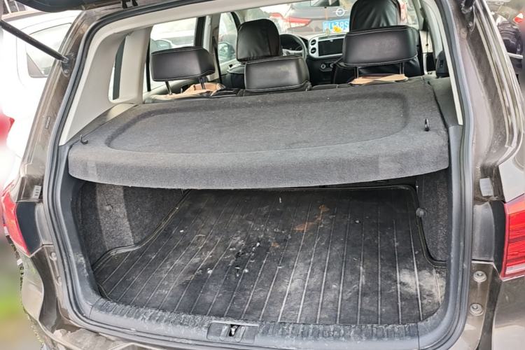 Used Volkswagen Tiguan 2016 300TSI Automatic Two-Wheel Drive Trend Edition Trunk