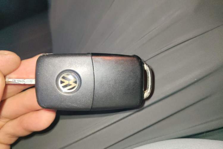 Used Volkswagen Tiguan 2016 280TSI Automatic Two-Wheel-Drive Silk Road Style Edition Vehicle Key