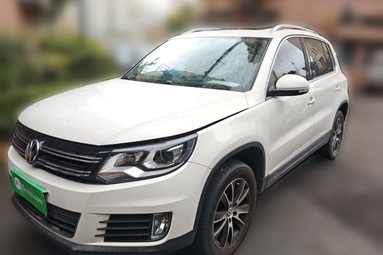 Used Volkswagen Tiguan 2016 300TSI Automatic Two-Wheel Drive Luxury Edition Guazi used car, China used car export, Used car for sale, Used  cars, Cheapest cars for sale