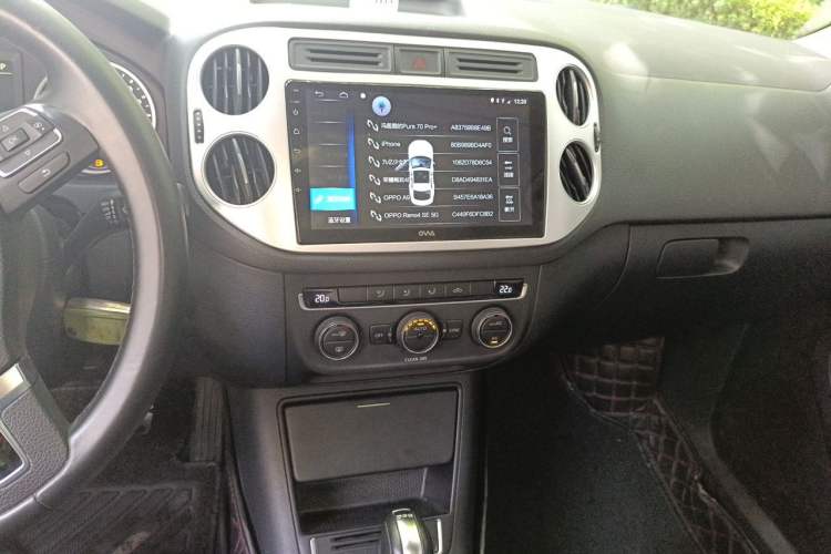 Used Volkswagen Tiguan 2016 280TSI Automatic Two-Wheel Drive Silk Road Comfort Edition Audio And AC Panel