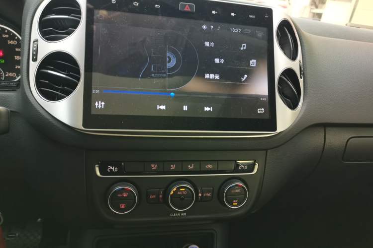 Used Volkswagen Tiguan 2016 280TSI Automatic Two-Wheel Drive Silk Road Comfort Edition Audio And AC Panel