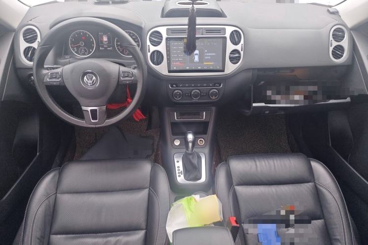 Used Volkswagen Tiguan 2016 330TSI Automatic All-Wheel Drive Luxury Edition Center Console