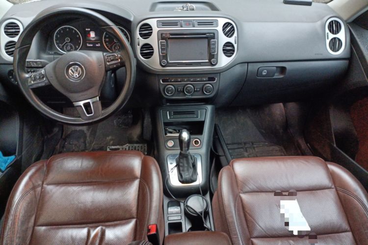 Used Volkswagen Tiguan 2016 300TSI Automatic All-Wheel Drive Luxury Edition Center Console