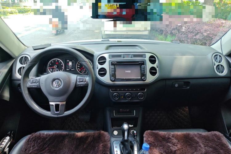 Used Volkswagen Tiguan 2016 300TSI Automatic All-Wheel Drive Luxury Edition Center Console