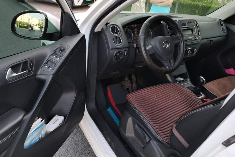 Used Volkswagen Tiguan 2016 280TSI Automatic Two-Wheel-Drive Silk Road Style Edition Driver Seat