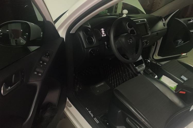 Used Volkswagen Tiguan 2016 300TSI Automatic Two-Wheel Drive Trend Edition Driver Seat