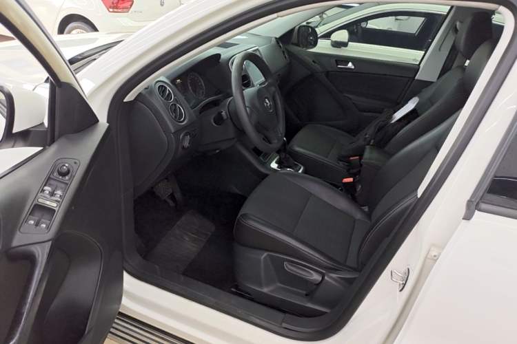 Used Volkswagen Tiguan 2016 300TSI Automatic Two-Wheel Drive Trend Edition Driver Seat