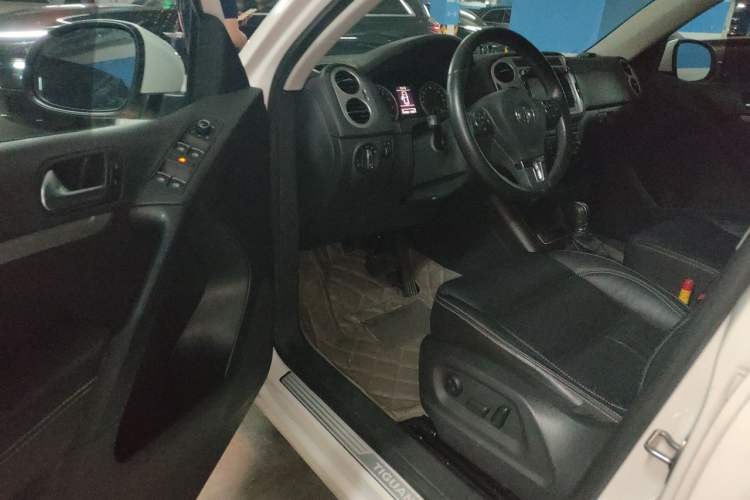 Used Volkswagen Tiguan 2016 300TSI Automatic Two-Wheel Drive Comfort Edition Driver Seat