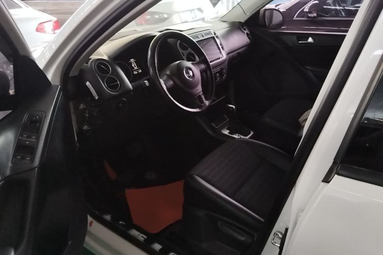 Used Volkswagen Tiguan 2016 280TSI Automatic Two-Wheel-Drive Silk Road Style Edition Driver Seat
