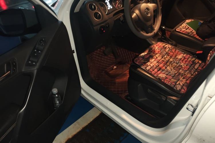 Used Volkswagen Tiguan 2016 280TSI Automatic Two-Wheel-Drive Silk Road Style Edition Driver Seat