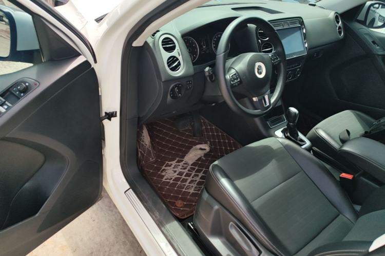 Used Volkswagen Tiguan 2016 300TSI Automatic All-Wheel Drive Fashion Vision Edition Driver Seat