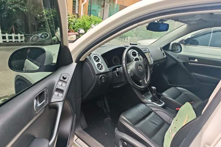 Used Volkswagen Tiguan 2016 280TSI Automatic Two-Wheel Drive Silk Road Comfort Edition Driver Seat