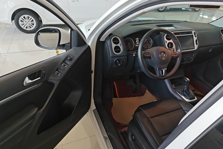 Used Volkswagen Tiguan 2016 280TSI Automatic Two-Wheel Drive Silk Road Comfort Edition Driver Seat