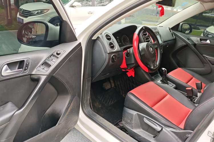 Used Volkswagen Tiguan 2016 280TSI Automatic Two-Wheel-Drive Silk Road Style Edition Driver Seat