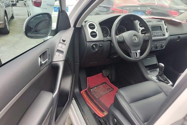 Used Volkswagen Tiguan 2016 280TSI Automatic Two-Wheel Drive Silk Road Comfort Edition Driver Seat