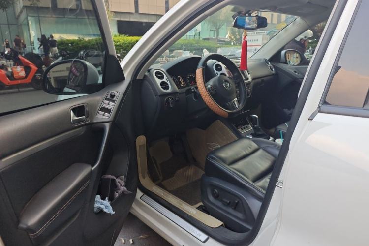 Used Volkswagen Tiguan 2016 280TSI Automatic Two-Wheel Drive Silk Road Comfort Edition Driver Seat