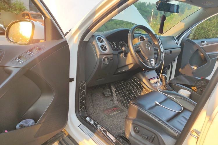 Used Volkswagen Tiguan 2016 280TSI Automatic Two-Wheel Drive Silk Road Comfort Edition Driver Seat