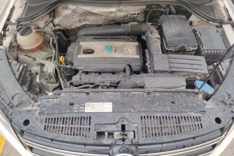 Used Volkswagen Tiguan 2016 300TSI Automatic All-Wheel Drive Luxury Edition Engine Bay