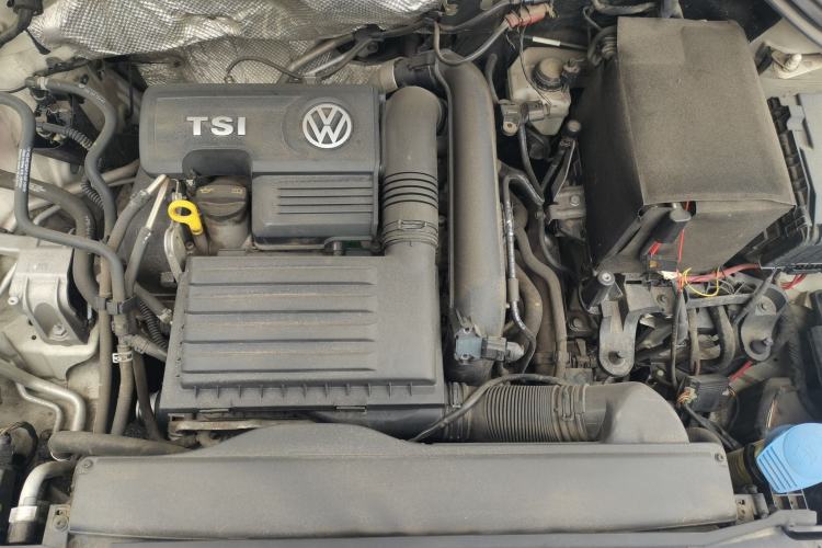 Used Volkswagen Tiguan 2016 280TSI Automatic Two-Wheel Drive Silk Road Comfort Edition Engine Bay
