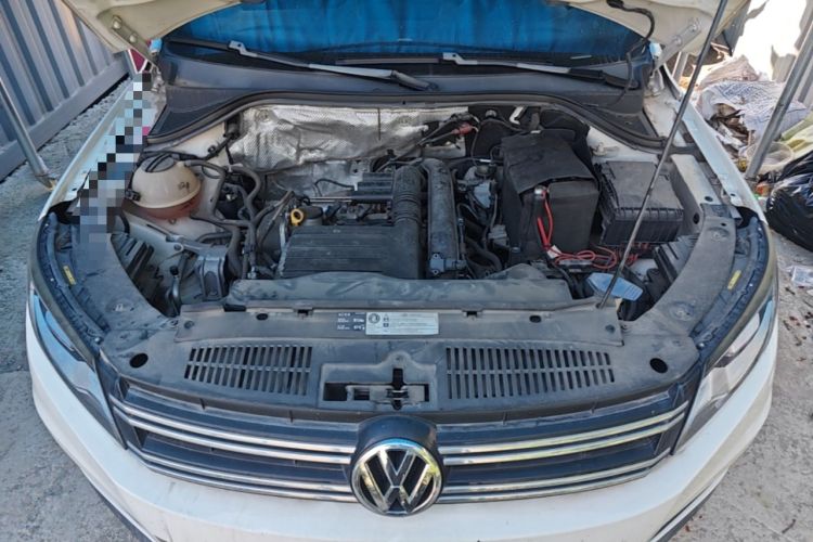 Used Volkswagen Tiguan 2016 280TSI Automatic Two-Wheel Drive Silk Road Comfort Edition Engine Bay