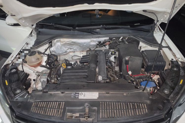 Used Volkswagen Tiguan 2016 280TSI Automatic Two-Wheel-Drive Silk Road Style Edition Engine Bay