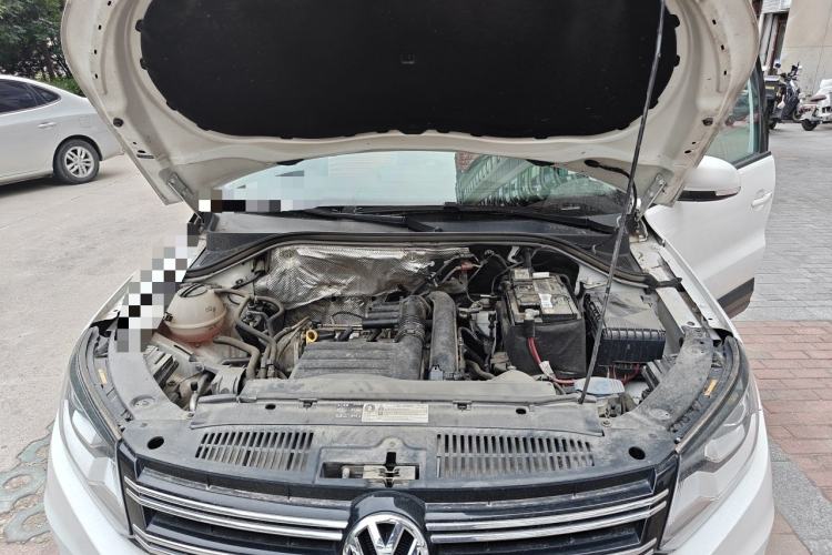 Used Volkswagen Tiguan 2016 280TSI Automatic Two-Wheel-Drive Silk Road Style Edition Engine Bay