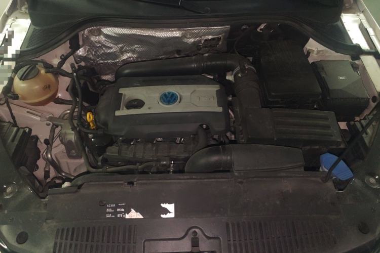 Used Volkswagen Tiguan 2016 300TSI Automatic Two-Wheel Drive Trend Edition Engine Bay