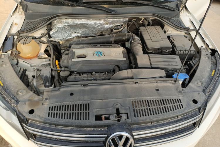 Used Volkswagen Tiguan 2016 300TSI Automatic Two-Wheel Drive Trend Edition Engine Bay