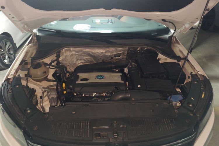 Used Volkswagen Tiguan 2016 300TSI Automatic Two-Wheel Drive Trend Edition Engine Bay