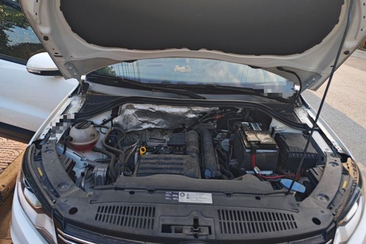 Used Volkswagen Tiguan 2016 280TSI Automatic Two-Wheel-Drive Silk Road Style Edition Engine Bay