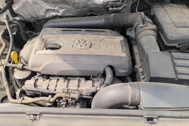 Used Volkswagen Tiguan 2016 300TSI Automatic All-Wheel Drive Luxury Edition Engine Bay