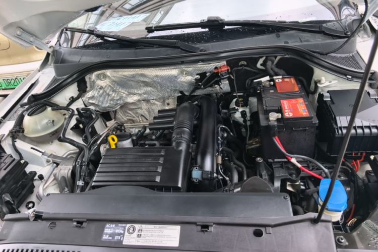 Used Volkswagen Tiguan 2016 280TSI Automatic Two-Wheel Drive Silk Road Comfort Edition Engine Bay