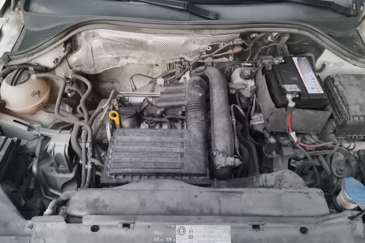 Used Volkswagen Tiguan 2016 280TSI Automatic Two-Wheel-Drive Silk Road Style Edition Engine Bay