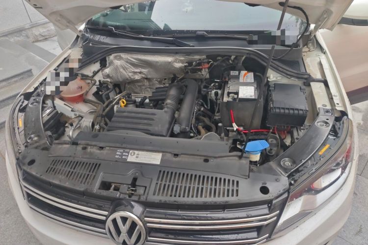 Used Volkswagen Tiguan 2016 280TSI Automatic Two-Wheel Drive Silk Road Comfort Edition Engine Bay