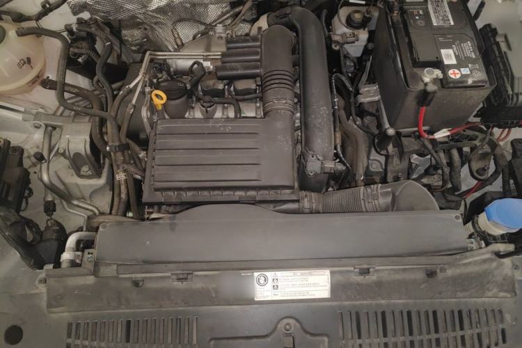 Used Volkswagen Tiguan 2016 280TSI Automatic Two-Wheel-Drive Silk Road Style Edition Engine Bay