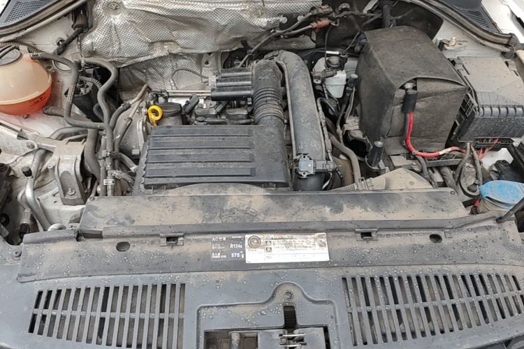 Used Volkswagen Tiguan 2016 280TSI Automatic Two-Wheel-Drive Silk Road Style Edition Engine Bay