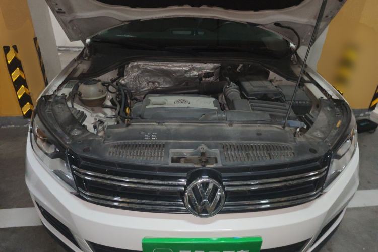 Used Volkswagen Tiguan 2016 300TSI Automatic Two-Wheel Drive Luxury Edition Engine Bay